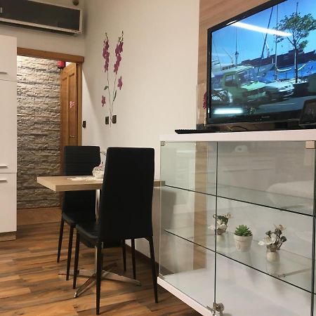 Apartment Hlinska Ceske Budejovice Eksteriør billede