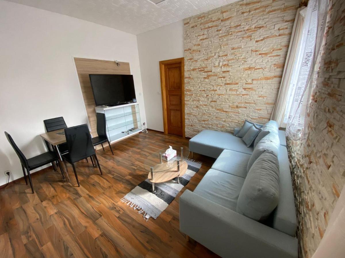 Apartment Hlinska Ceske Budejovice Eksteriør billede